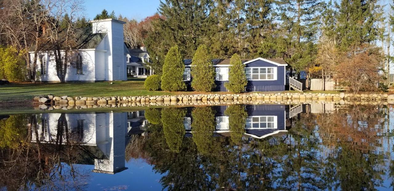 Lighthouse Motel And Cottages Bridgewater Exterior photo